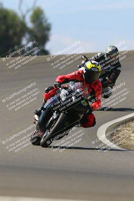 media/Sep-21-2025-TrackDaz (Sun) [[277c75b276]]/C Group/1240pm (Turn 2)/